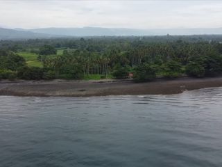 Beach Lot ideal for Industrial & Commercal Port
