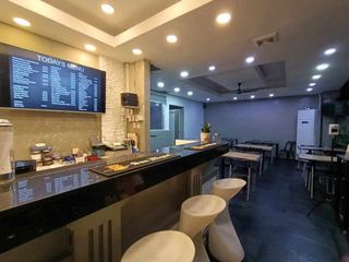 SPACIOUS COMMERCIAL SPACE FOR RESTOBAR 150SQM @MALATE MANILA