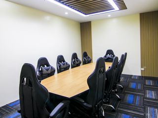 Seamless Business Support Office Space in Alabang | Plug & Play BPO Office