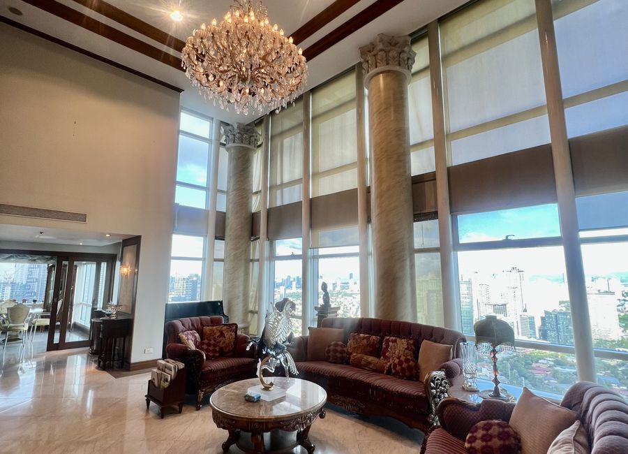 One Roxas Triangle Bi Level Penthouse For Sale - 3 Bedrooms w/ Den, Makati