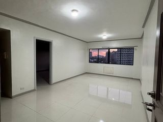1 Bedroom Penthouse Condo in the Heart of Greenhills