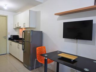 1-Bedroom Unit with Balcony for Rent at Jazz Residences Tower 2 Makati City