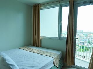 1-Bedroom Unit w/ Balcony for Rent at Jazz Residences Tower 4, Makati City
