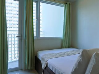 1-Bedroom Unit with Balcony for Rent at Jazz Residences Tower 4 in Makati City