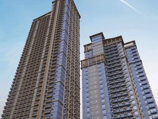 For Sale Studio Unit w/ Balcony in Vion Tower Makati at Below Market Value