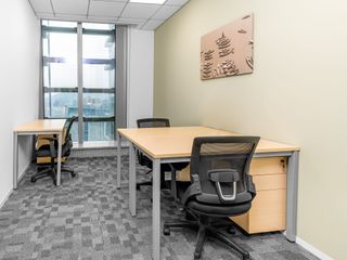 Fully serviced private office space for you and your team in Regus Savya Financial Center