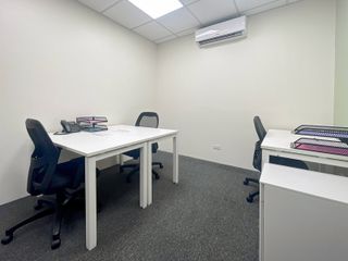 Private office space tailored to your business’ unique needs in Regus Colours Town Center