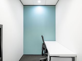 Find office space in Regus Abanao Square for 2 employees with everything taken care of