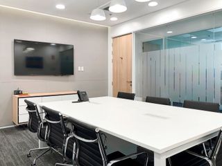 Book serviced office space for businesses of all sizes in Regus Downtown Tower
