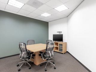 Professional office space in Regus Uptown IT Hub on fully flexible terms