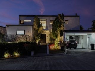 For Sale: House and Lot at Clark Sun Valley Golf Resort in Mabalacat, Pampanga