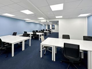 Find office space in HQ Downtown Tower for 1 person with everything taken care of