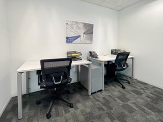All-inclusive access to professional office space for 2 employees in Regus Times Plaza