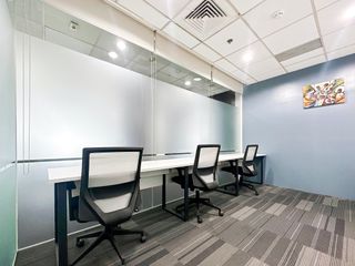 Private office space tailored to your business’ unique needs in Regus PBCom Tower