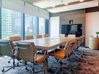 Book serviced office space for businesses of all sizes in Regus 8 Rockwell
