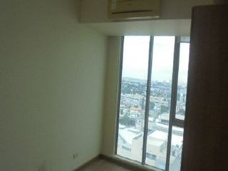 R-2024002181: Acquired Property Condominium Unit for Sale in Unit P21, 20/F, St. Tropez Bldg, Azure Urban Resort Residences,Brgy. La Huerta, Parañaque