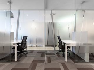 Coworking space in Regus E-Square Mall