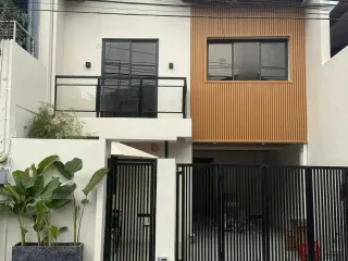 4 Bedroom House for sale in Las Pinas City, Metro Manila