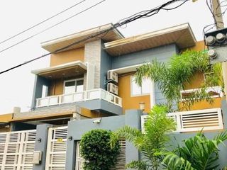 Modern House for SALE with 4 Bedrooms and Swimming Pool in Mexico Pampanga