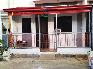 HOUSE & LOT FOR SALE