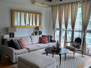 Fully Furnished 1 Bedroom in One Serendra East