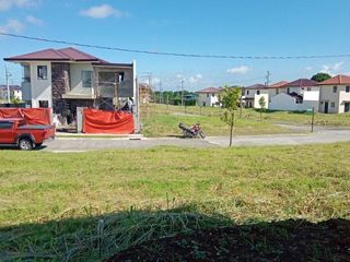 PASALO / FLiP LOT ONLY in AViDA Southfield Settings NUVALI