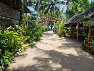 Sandy Beach Resort with Restaurant and Bar