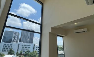 For Sale 3 Bedroom High End Rent to Own Condo in Albany McKinley West near BGC