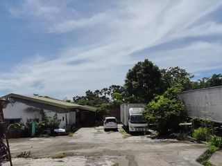Industrial Lot with Warehouse and Other Structures