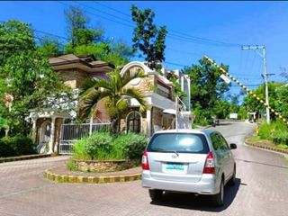 Resale Residential Lot 256 sqm (Uphill Lot) in Greenville Heights Consolacion