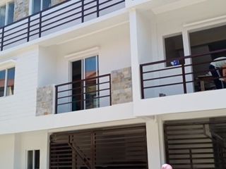 3-bedroom 3T&B Townhouse Parking + Maid Rm For Sale in Quezon City