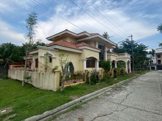 FOR SALE Elegant 2-Storey House Near the Beach in Tigbauan, Iloilo