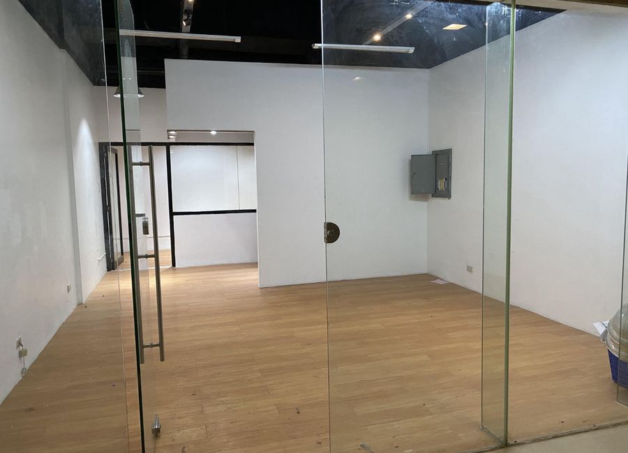 FOR SALE: 44.80 SQM Commercial in BSA Twin Towers, Mandaluyong City