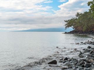 Beachfront Property Near Alibuag for Sale in Sugbongcogon Misamis Oriental