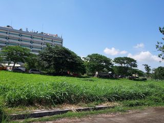 The Commercial Lot for Sale in Sta. Rosa Business Park, Laguna