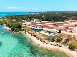 Preselling Lot Only and House and Lot Package in Beachfront The Mentigi Point with Golf Playing Privilege