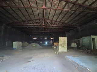 For Lease: Warehouse or Commercial Lot along C-4, Caloocan