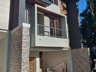 2 Storey Duplex House for Sale in Leonila Hill, Baguio City