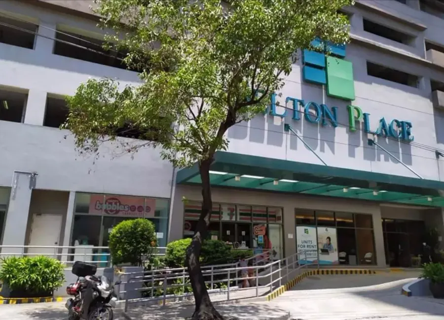 A Titled Ground Level Commercial Laundry Shop for Sale in Makati Area