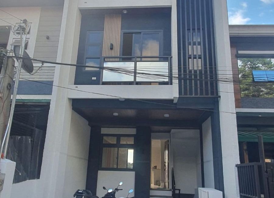 MODERN TOWNHOUSE FOR SALE IN BAGUIO CITY