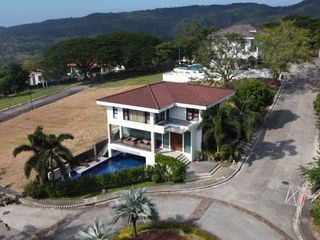 House for Sale in Nasugbu Batangas at Terrazas De Punta Fuego