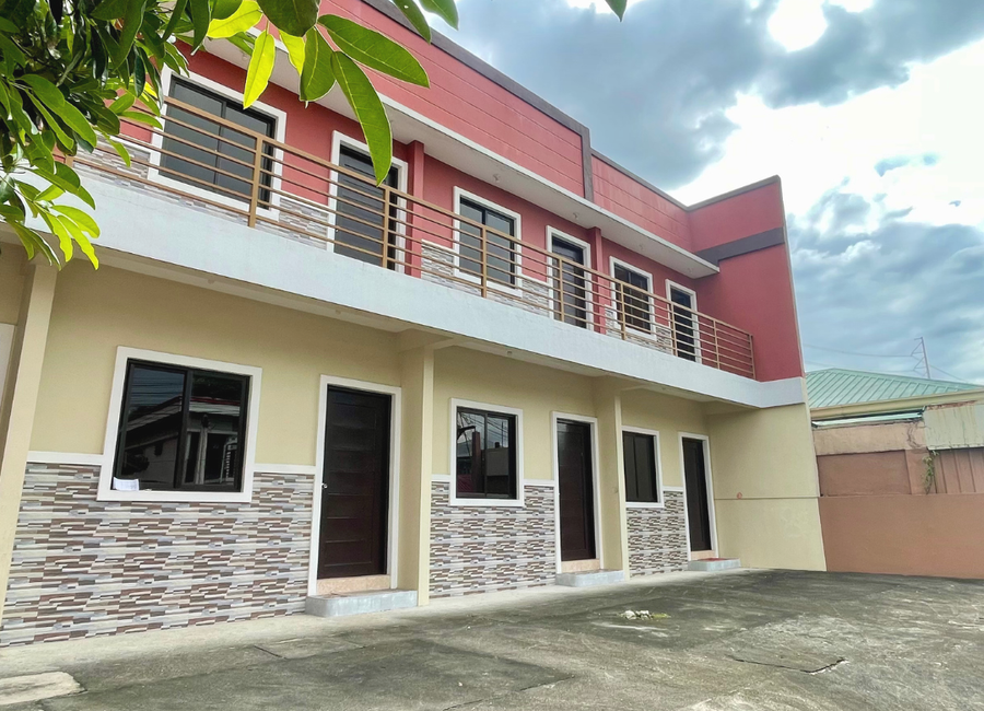8-Door Apartment with Parking – Ideal for Investors | Imus Cavite