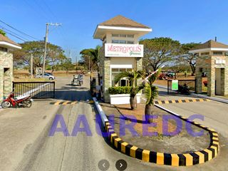 RUSH Sale / 7 Lots at Metropolis Green Subd., Cavite.  Below market value price. BROKERS ARE WELCOME.