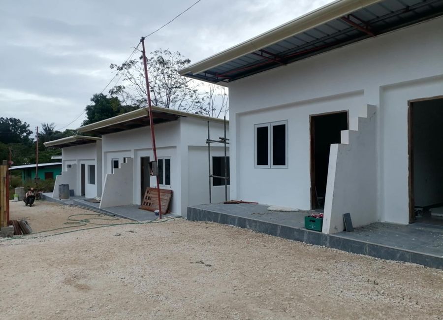 APARTMENT UNIT FOR SALE IN SAN JUAN SIQUIJOR SIQ0161