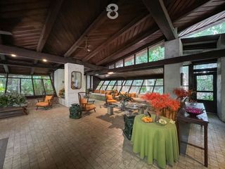 6-Bedroom House for Sale in Pasay City