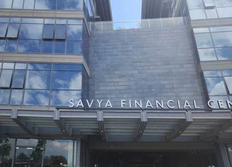 COMMERCIAL BUILDING FOR LEASE/SALE IN SAVYA FINANCIAL CENTER
