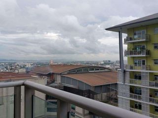 FOR RENT: Newly Renovated 1BR Fully-furnished Unit in One Serendra, BGC - East Tower