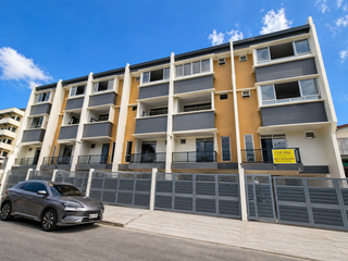 3 Garage 4 Storey Elegant Townhouse for sale in Mandaluyong City Near Boni Avenue, Mandaluyong and Makati City