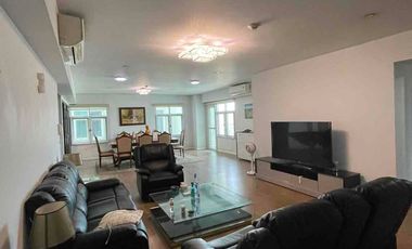 Big Cut 235sqm 3BR in Two Serendra BGC for Sale