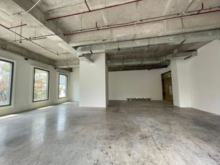 Commercial Retail Space for Sale at Cebu Exchange- near IT Park, Cebu Business